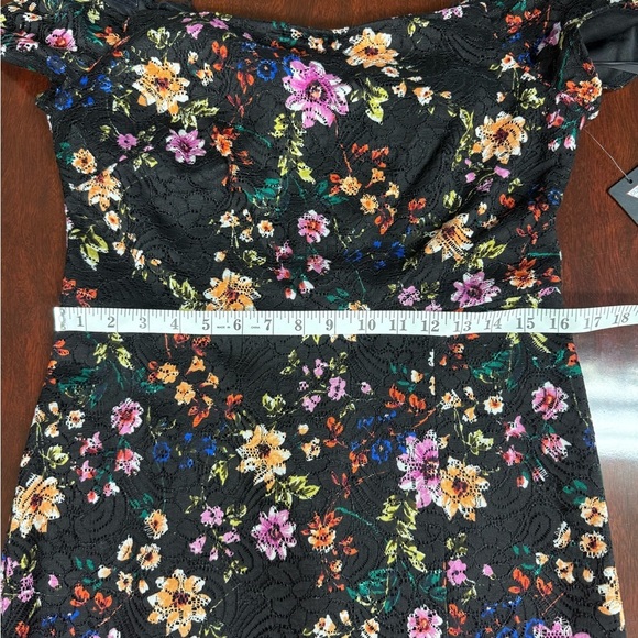 GUESS Womens Size 12 Off-The-Shoulder Lace Midi Cocktail Dress Black Floral New - Picture 13 of 14